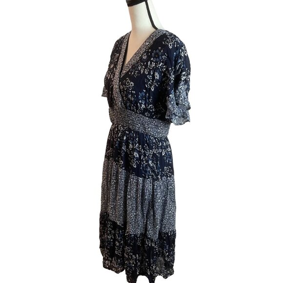Bohemian Floral Midi Dress With Smocked Waist & Ruffled Sleeves  Size Medium - Picture 5 of 15